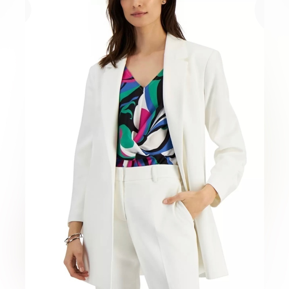 Tahari ASL White Long Blazer